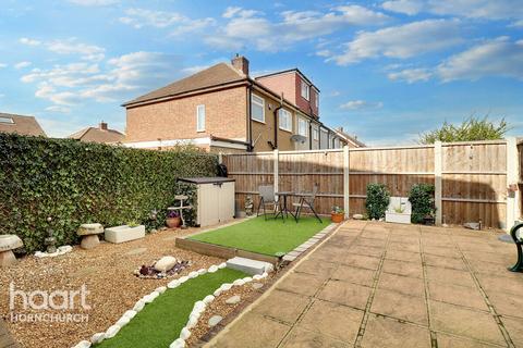 3 bedroom semi-detached house for sale, Rutland Drive, Hornchurch