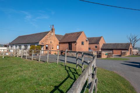 2 bedroom detached bungalow to rent, Lower Ingon Farm, Stratford-Upon-Avon CV37