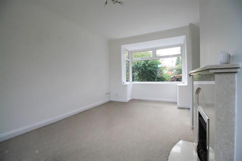 2 bedroom house to rent, Larch Road, Manchester M34