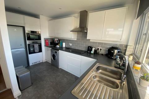 2 bedroom flat to rent, Richmond Hill Road, Birmingham, B15 3RS