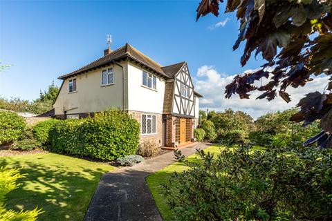 4 bedroom detached house for sale, Parklands Avenue, Goring-by-Sea, Worthing, West Sussex, BN12