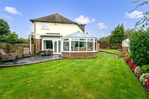 4 bedroom detached house for sale, Parklands Avenue, Goring-by-Sea, Worthing, West Sussex, BN12