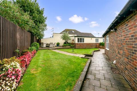 4 bedroom detached house for sale, Parklands Avenue, Goring-by-Sea, Worthing, West Sussex, BN12