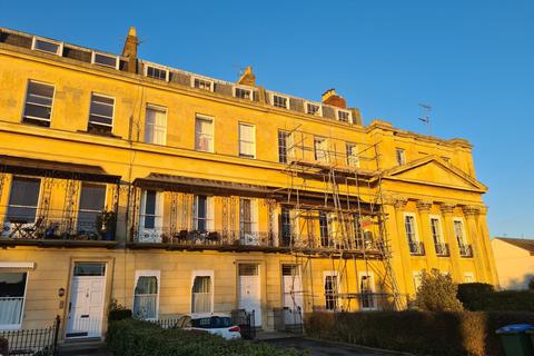 2 bedroom flat to rent, Suffolk Square, Cheltenham, Gloucestershire, GL50