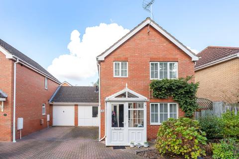 3 bedroom detached house for sale, Yeats Way, Dereham