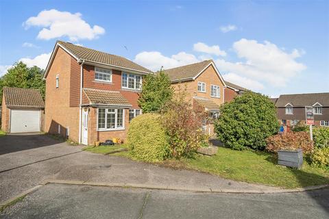 3 bedroom semi-detached house for sale, Eridge Drive, Crowborough