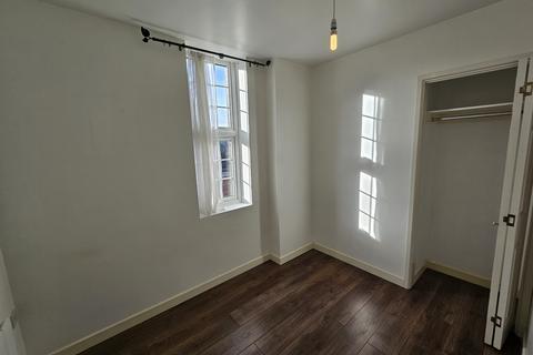 2 bedroom flat to rent, Flat 3 41 Middleton Road