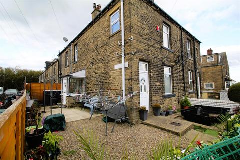 Wilson Road, Bradford BD12