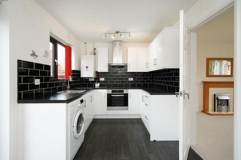 2 bedroom end of terrace house to rent, Hawthorn Road, Sheffield S21