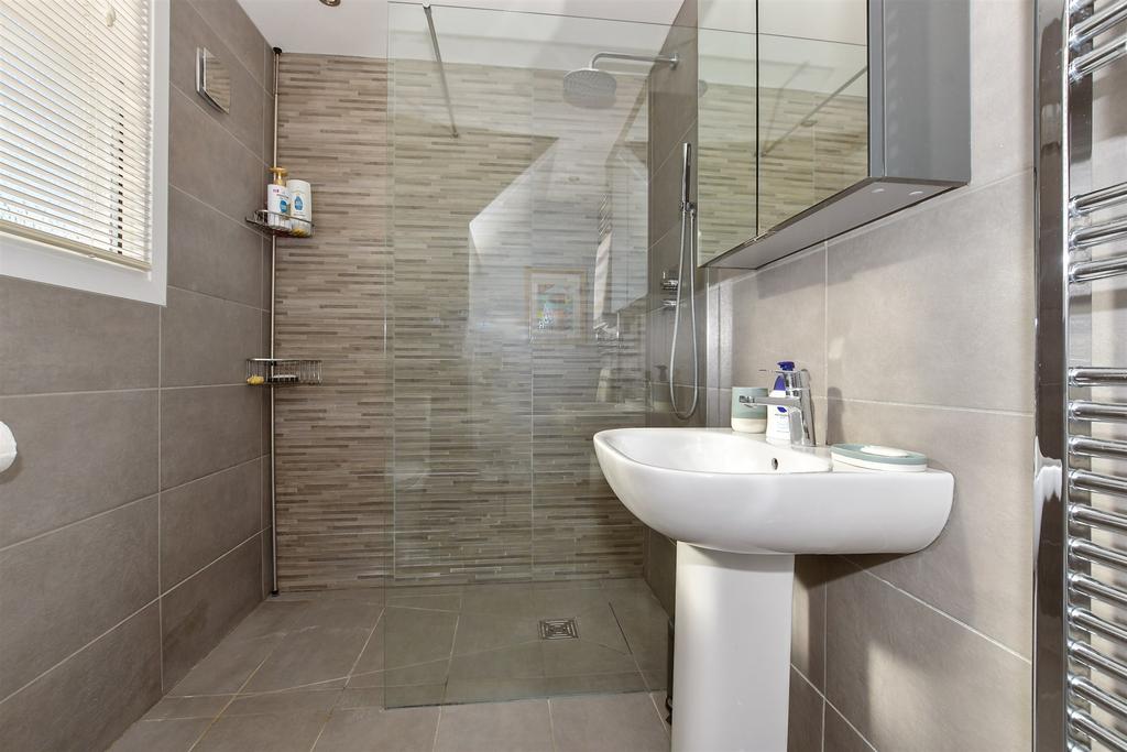 En Suite Shower Room