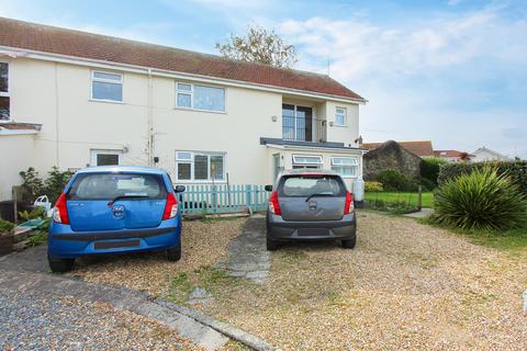 2 bedroom property for sale, 19 Pine Trees, St Sampson's, Guernsey, GY2