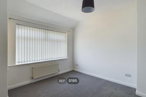 2 bedroom terraced house to rent, Wold Road, HU5