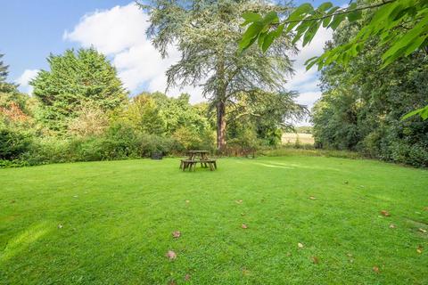 2 bedroom flat for sale, Remenham Hill,  Henley-On-Thames,  RG9