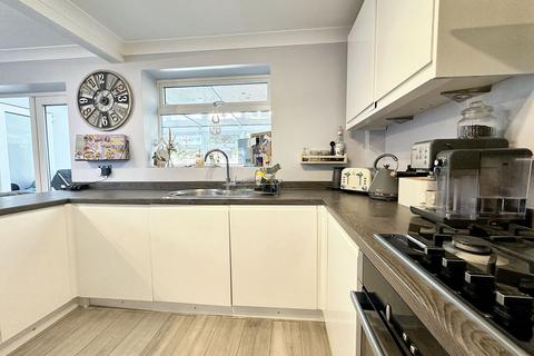 5 Brecon Close, Dibden Purlieu, Southampton, SO45 5QX