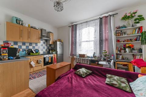 2 bedroom flat for sale, Ridsdale Road, SE20, Anerley, London, SE20