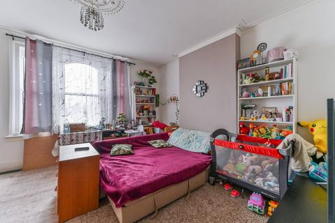 2 bedroom flat for sale, Ridsdale Road, SE20, Anerley, London, SE20