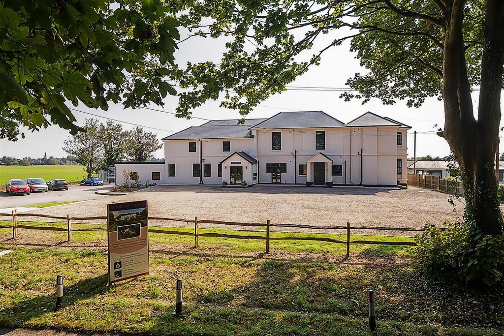 Woodfield House, Tangmere 1 bed apartment - £1,350 pcm (£312 pw)