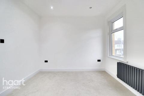 87 Aldworth Road, London, E15 4DN