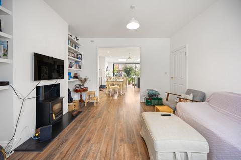 4 bedroom terraced house for sale, Maidstone Road, London, N11