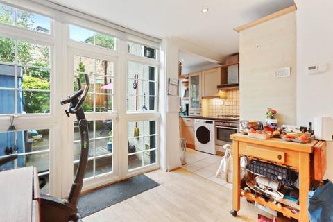 2 bedroom terraced house for sale, Summers Row, London