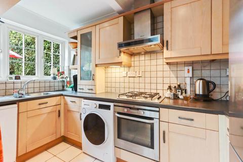 2 bedroom terraced house for sale, Summers Row, London