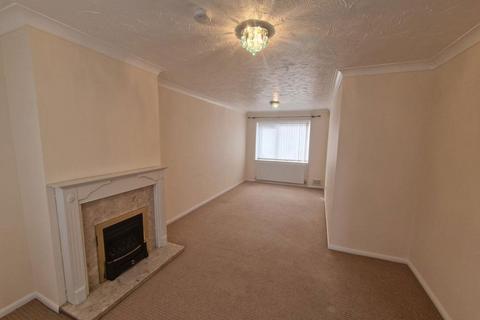 3 bedroom terraced house to rent, SOUTH WOOTTON