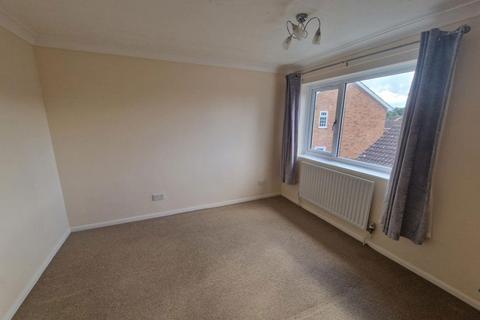 3 bedroom terraced house to rent, SOUTH WOOTTON