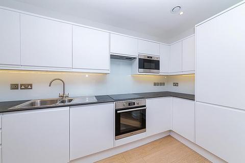 2 bedroom apartment to rent, Orwell Court, Lewisham, SE13