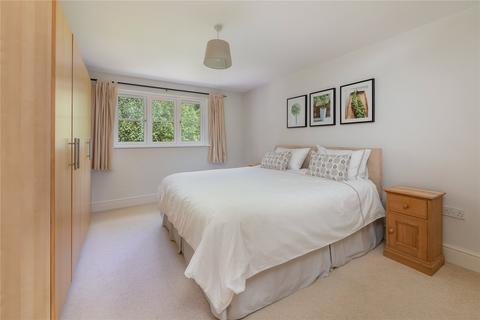 3 Beechfield, Newton Toney, Salisbury, SP4 0HQ