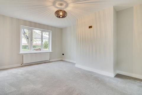 81 Broadgate Walk, Horsforth, Leeds, LS18 4HB