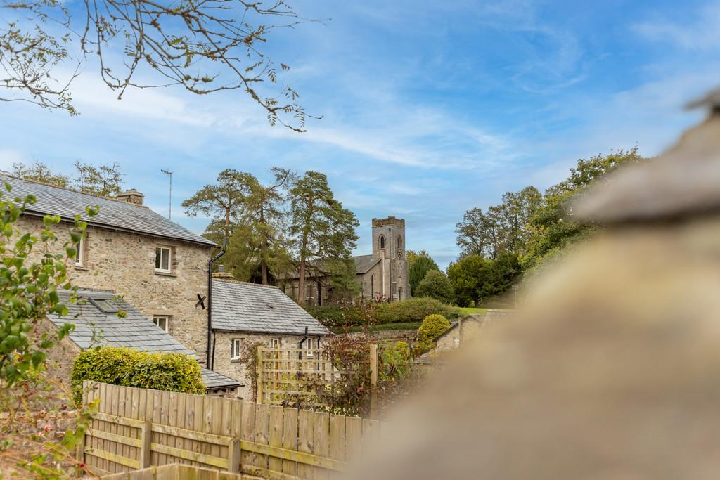 Veiws to Casterton Church