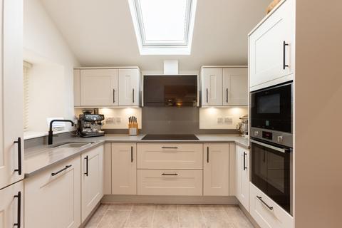 3 bedroom cottage for sale, 2 Crookenden Row, Low Wood, Casterton, LA6 2FU