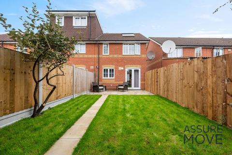 33 Karina Close, Chigwell, IG7 4EN