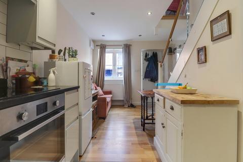 1 bedroom end of terrace house for sale, Broomfield Road, Folkestone