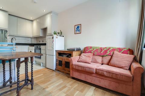 1 bedroom end of terrace house for sale, Broomfield Road, Folkestone