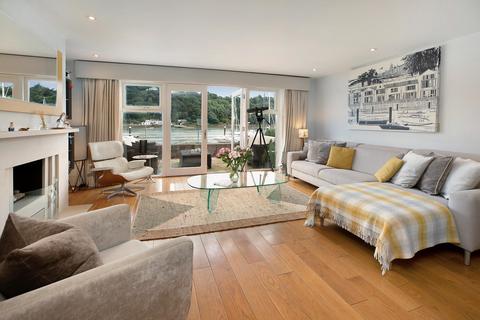 undefined, Sandquay Road, Dartmouth, Devon, TQ6.