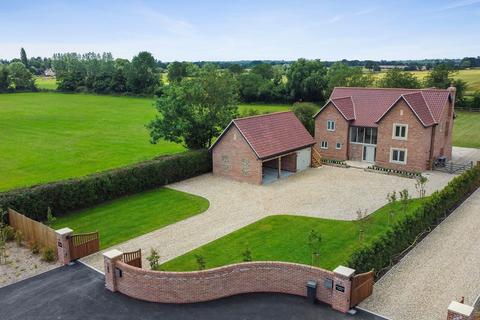 4 bedroom detached house for sale, Stowmarket IP14