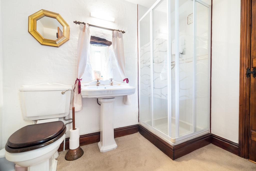 En-suite shower room