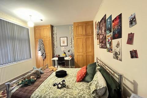 5 bedroom terraced house to rent, Tennyson Street, Near Leicester Uni, Leicester, LE2