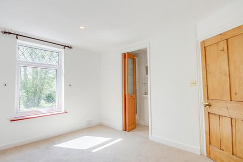 16 Two Waters Road, Hemel Hempstead, HP3 9BZ