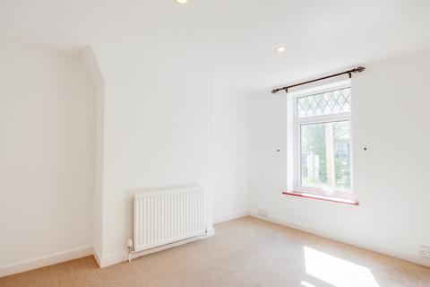 16 Two Waters Road, Hemel Hempstead, HP3 9BZ