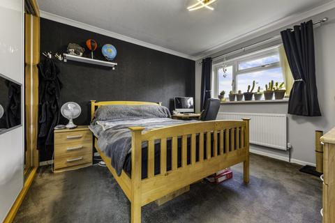 28 Allan Durst Close, Cardiff, CF5 2RP