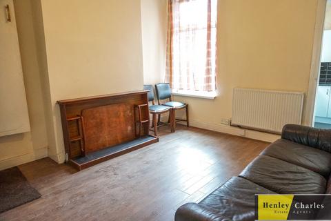 2 bedroom terraced house to rent, Uplands Road, Birmingham B21