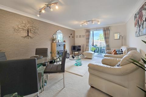 2 bedroom apartment for sale, Chichester House, Lymington SO41