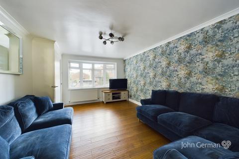 13 Spinneyfields, Stafford, ST17 4RR