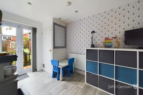 13 Spinneyfields, Stafford, ST17 4RR