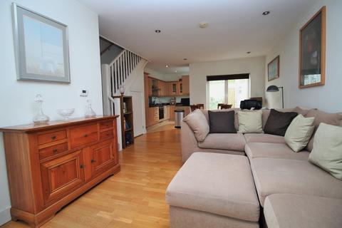 2 bedroom terraced house for sale, Medina Place, Hove