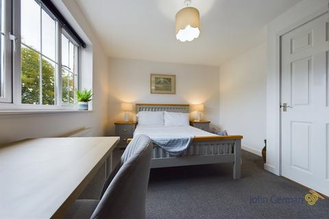 32 Cheadle Road, Uttoxeter, ST14 7BS