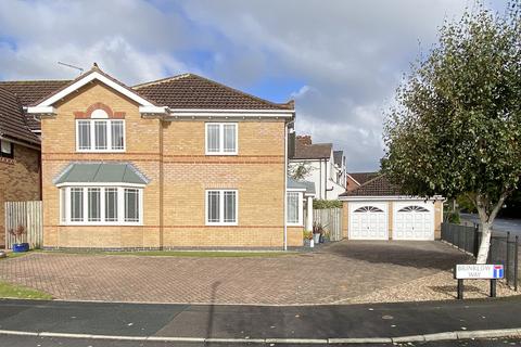 4 bedroom detached house for sale, Brinklow Way, Harrogate