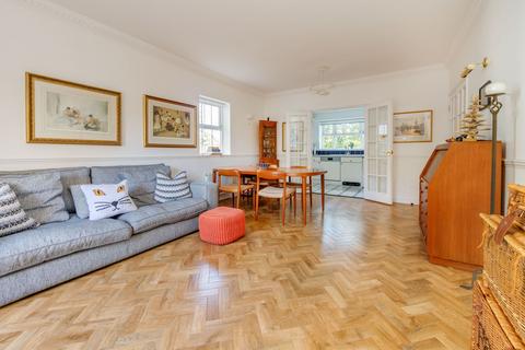 2 bedroom flat for sale, 19 Chase Road, London N14